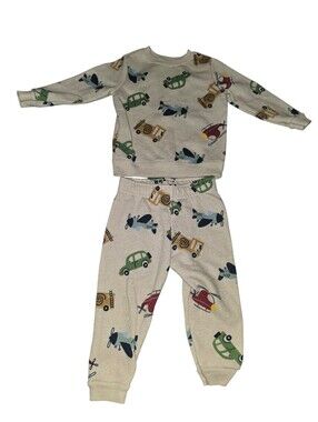 7/6/17 Garanimals Baby Boys Set(PRICE IS FIRM IF YOUR JUST BUYING THIS ITEM)